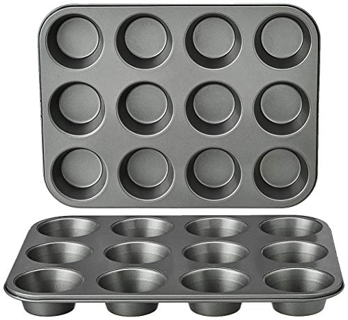 Featured image for 5 Muffin Tins That Will Perfect Your Baking